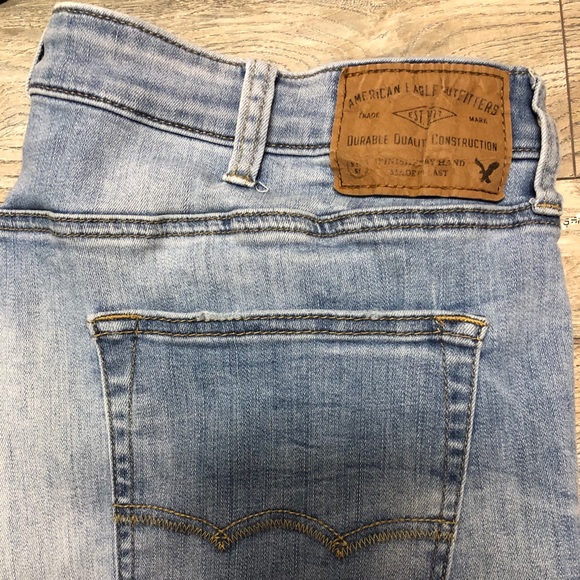 {American Eagle} Outfitters Extreme Flex distressed Jeans Size 38 Women’s - Picture 3 of 6